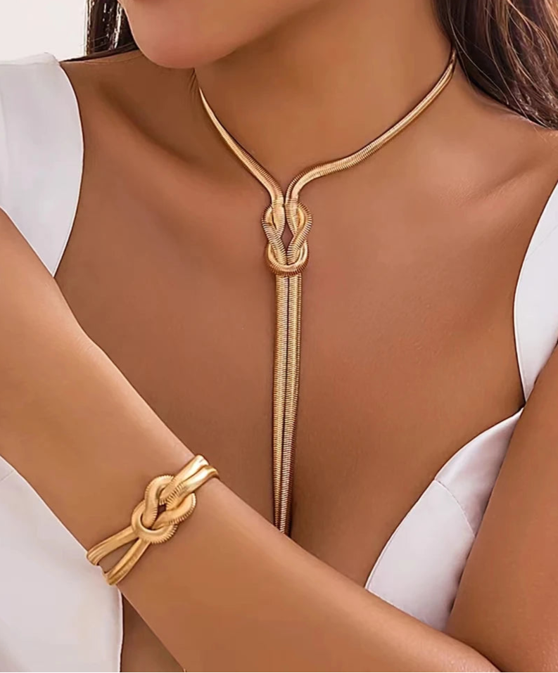 ALLA BRACELET & NECKLACE