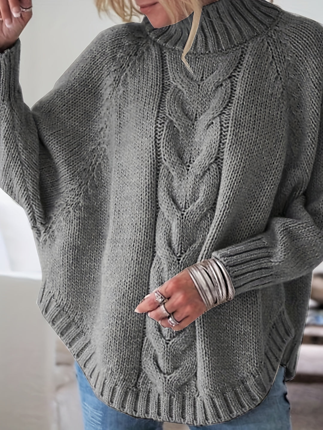 WERONI SWEATER