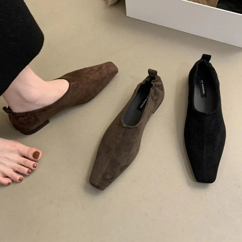 LILIANA FLATS