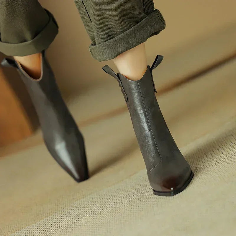 DONNA LEATHER BOOTS