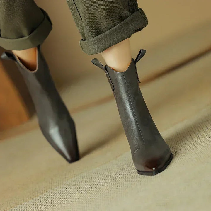 DONNA LEATHER BOOTS