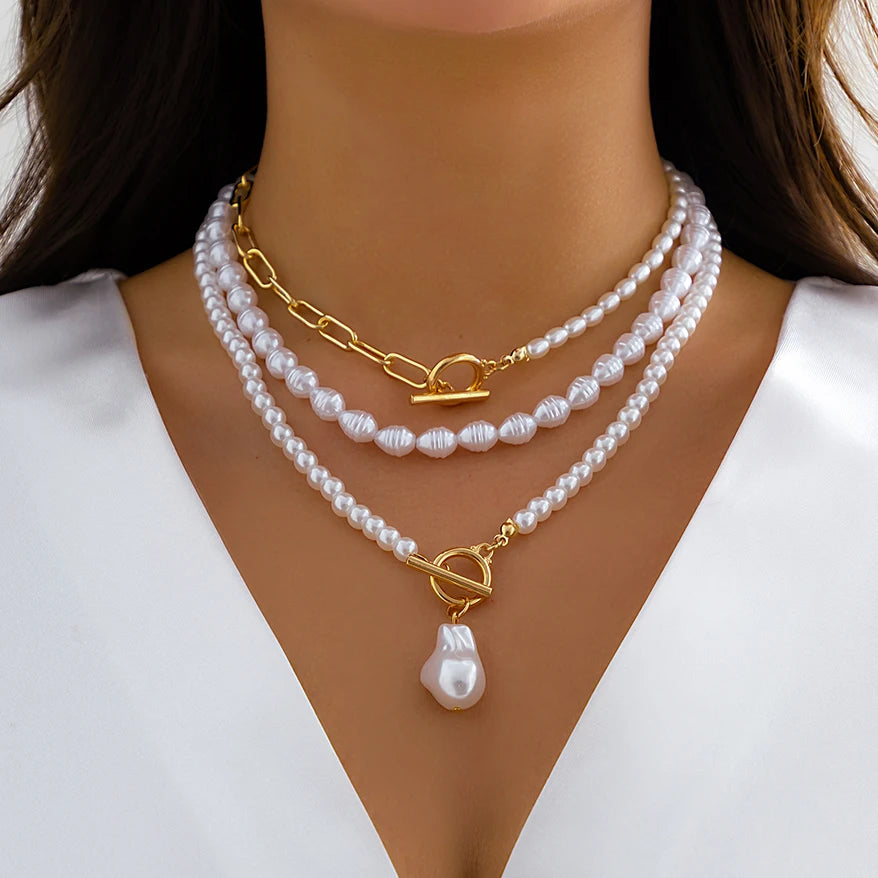 DORATY NECKLACE