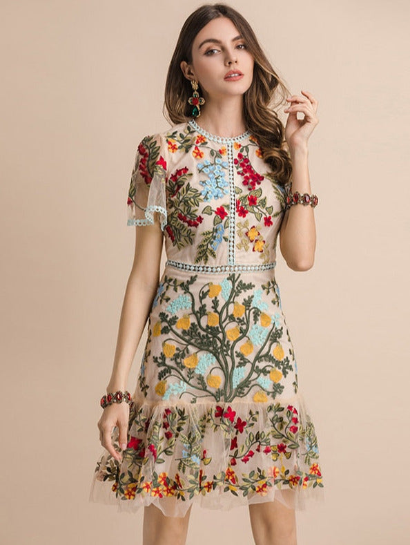 LINDA EMBROIDERED DRESS limited edition