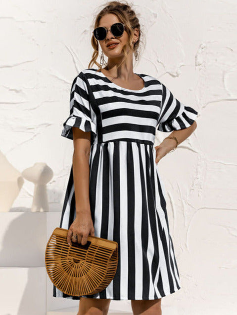 CUTE STRIPED DRESS