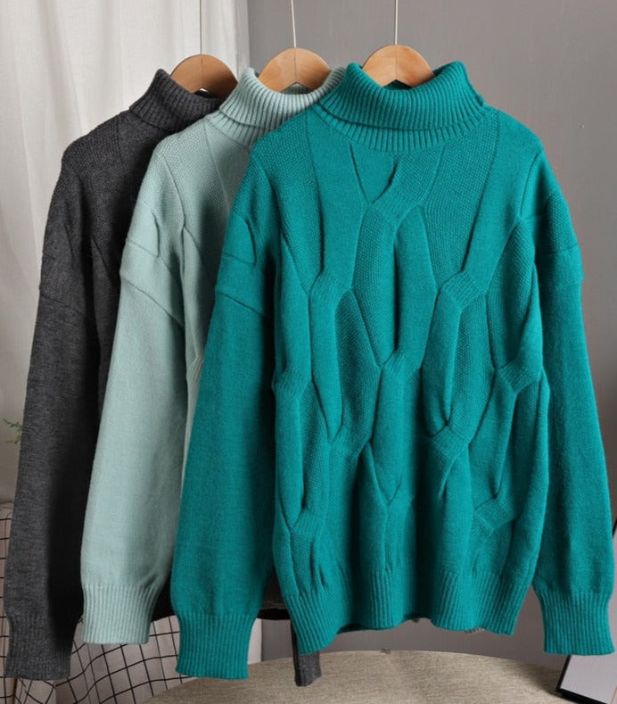 VARVARA ENGLAND SWEATER